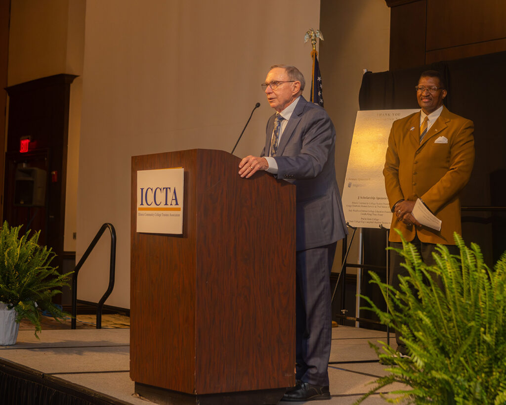 Barbre Speaks At ICCTA Awards Banquet